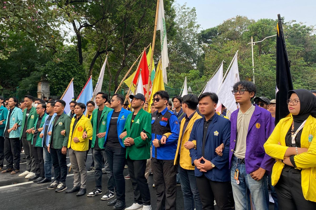 Mahasiswa BEM SI siap gelar demo besar di Polda Metro Jaya pasca driver ojol terlindas rantis Brimob di Jakarta.