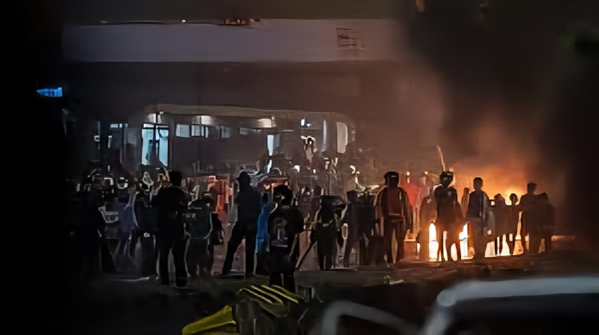 Media asing soroti demo besar di Jakarta, publik marah soal gaji dan tunjangan DPR Rp 50 juta, nyaris 10x UMP DKI 2025.