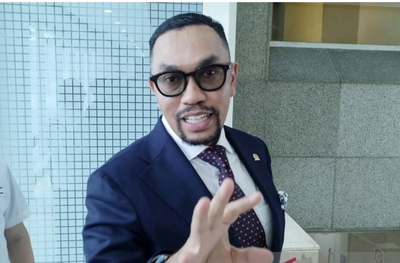 Ahmad Sahroni tidak lagi menjadi anggota DPR RI.