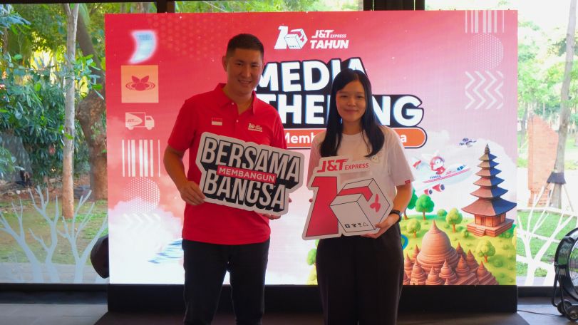 BERBAGI: Selama 10 tahun terakhir, J&T Express telah memperluas jaringan operasionalnya hingga ke pelosok negeri.