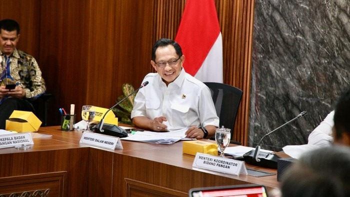 Mendagri beri penjelasan terkait WFH bagi ASN karena aksi masa ricuh.
