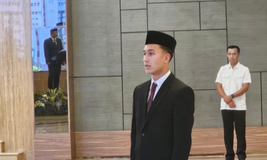 Miliano Jonathans resmi menjadi warga negara Indonesia .