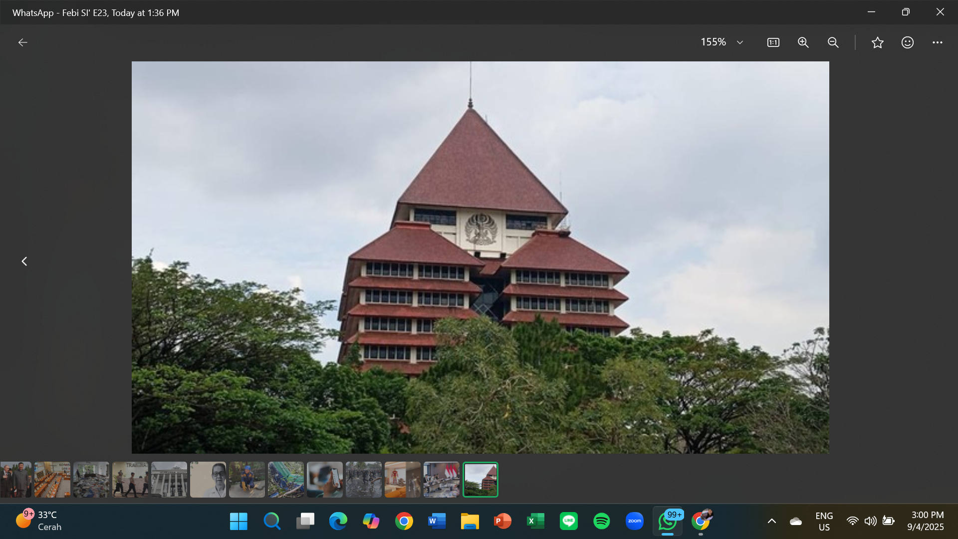 Universitas Indonesia larang wisudawan bawa poster, spanduk, atau atribut bertulisan selama prosesi wisuda 2024/2025 di Balairung Depok.