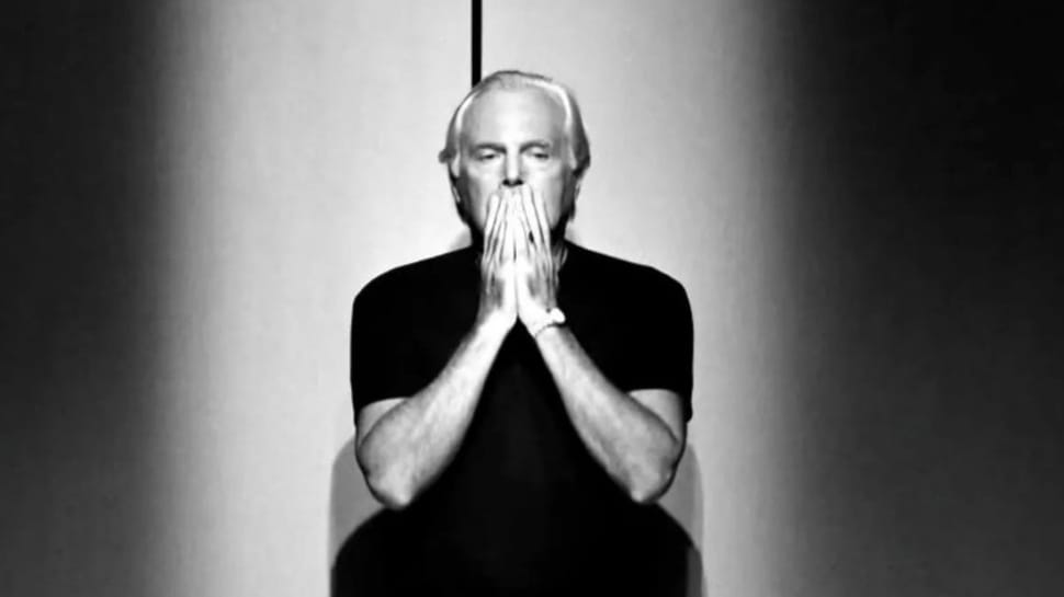 Giorgio Armani, desainer legendaris asal Italia, tutup usia. Karya dan visinya terus hidup sebagai ikon elegansi global.