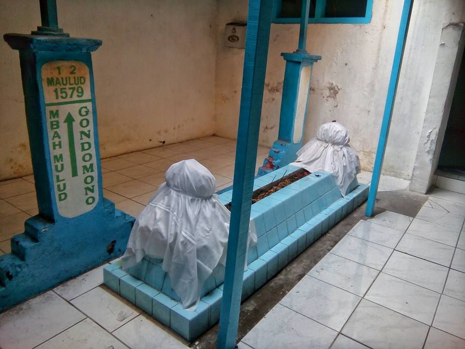 PESAREHAN: Makam Mbah Mulud di daerah Kalisosok, Surabaya Utara.