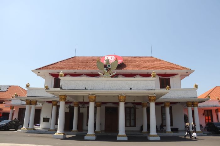 CAGAR BUDAYA: Gedung Negara Grahadi di Jalan Gubernur Suryo Surabaya.