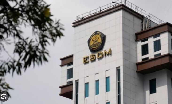 Kementerian ESDM gelar pertemuan dengan SPBU swasta bahas solusi kelangkaan BBM dan skema pasokan dari Pertamina.