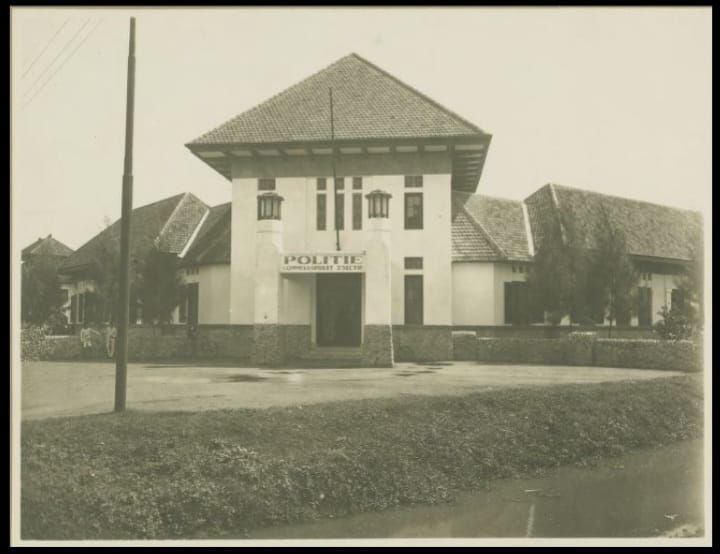 CAGAR BUDAYA: Markas Polsek Bubutan yang ada di Jalan Raden Saleh No.2 Bubutan Kota Surabaya merupakan bangunan peninggalan era kolonial.