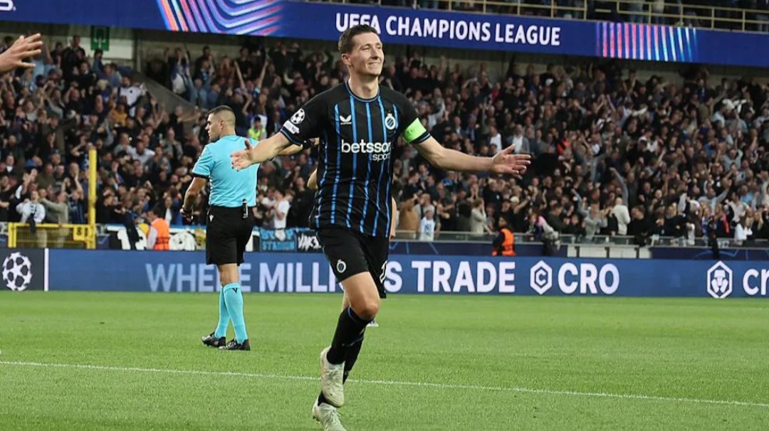 Kapten Club Brugge Hans Vanaken jadi man of the match berkat satu gol dan satu asis pada laga ini.