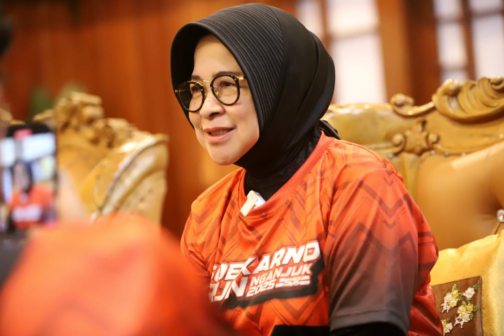 Ketua Fraksi PDI Perjuangan DPRD Jawa Timur Wara Sundari Renny Pramana