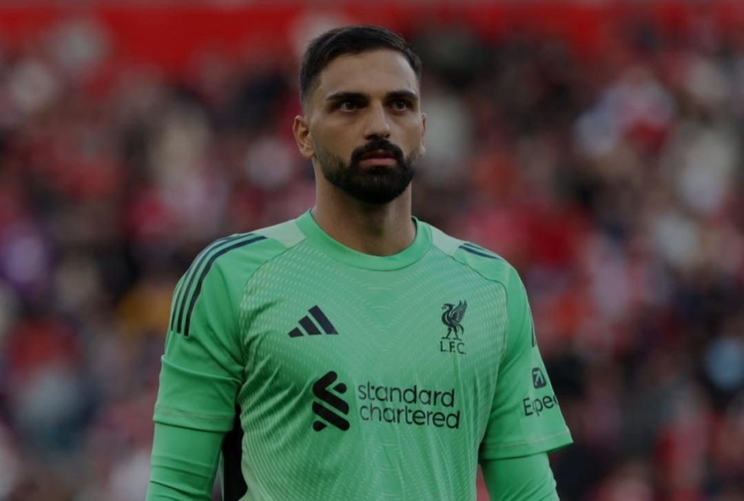 Giorgi Mamardashvili siap jalani debut bersama Liverpool.