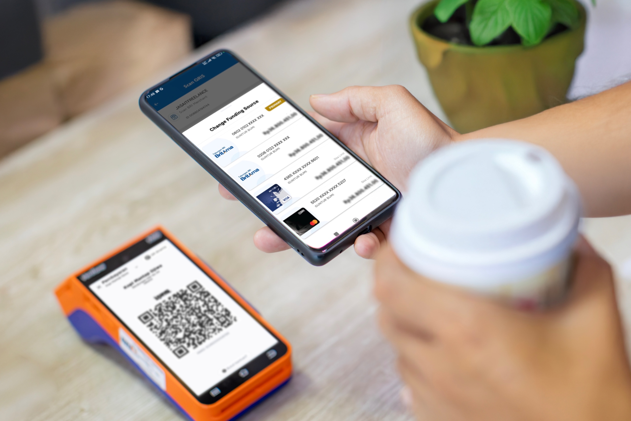 Pemerintah lewat BRI perkuat inklusi keuangan dengan fitur baru BRImo, kini Kartu Kredit bisa jadi sumber dana utama QRIS.