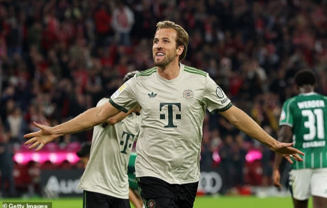 Harry Kane menjadi pemain tercepat sejak 1992 yang mencapai 100 gol untuk sebuah klub di salah satu dari lima liga top Eropa, dia mencapainya dalam 104 pertandingan Bayern Munich.