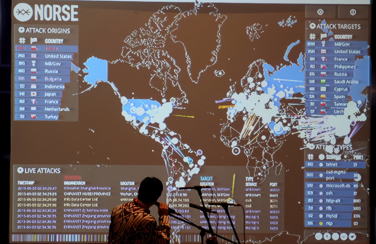 Pusat Data Nasional lumpuh akibat ransomware, ratusan layanan publik di Indonesia terdampak.