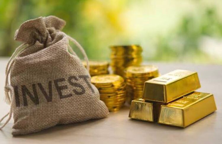Harga emas global naik tajam imbas kekhawatiran shutdown pemerintahan AS dan tensi geopolitik, memperkuat tren bullish di pasar.