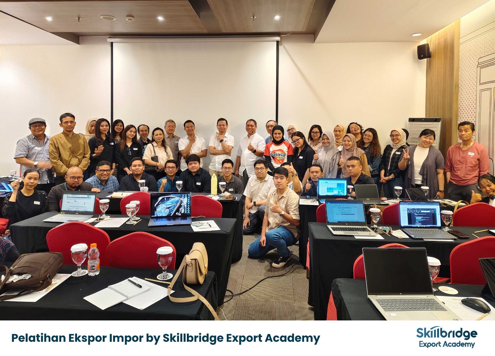 Para peserta pelatihan ekspor impor oleh Skillbridge Academy.