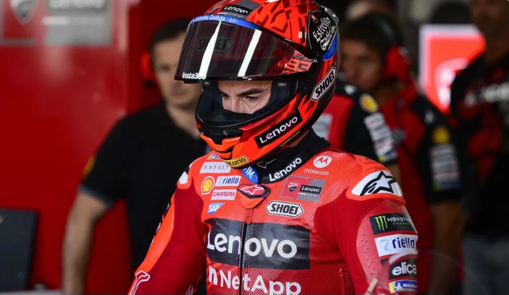 Marc Marquez sempat terjatuh pada sesi latihan bebas hari Jumat.