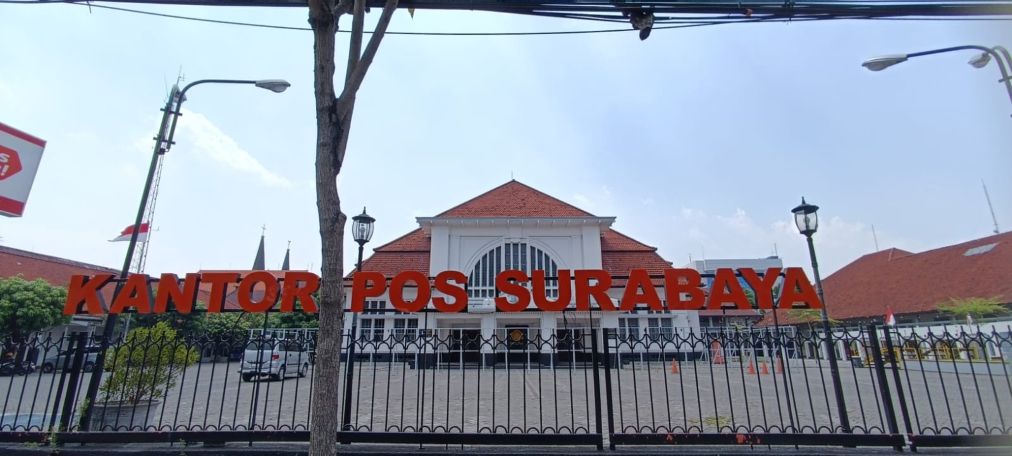 MEGAH: Kantor Pos Besar di Jalan Kebonrojo Surabaya sudah ada sejak tahun 1800-an.