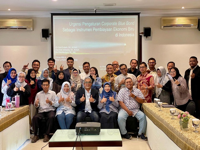 AKADEMISI: Tim peneliti dari Universitas Wijaya Putra (UWP) menggelar FGD dengan tema &ldquo;Urgensi Pengaturan Corporate Blue Bond Sebagai Instrumen Pembiayaan Ekonomi Biru di Indonesia&rdquo; di Surabaya.