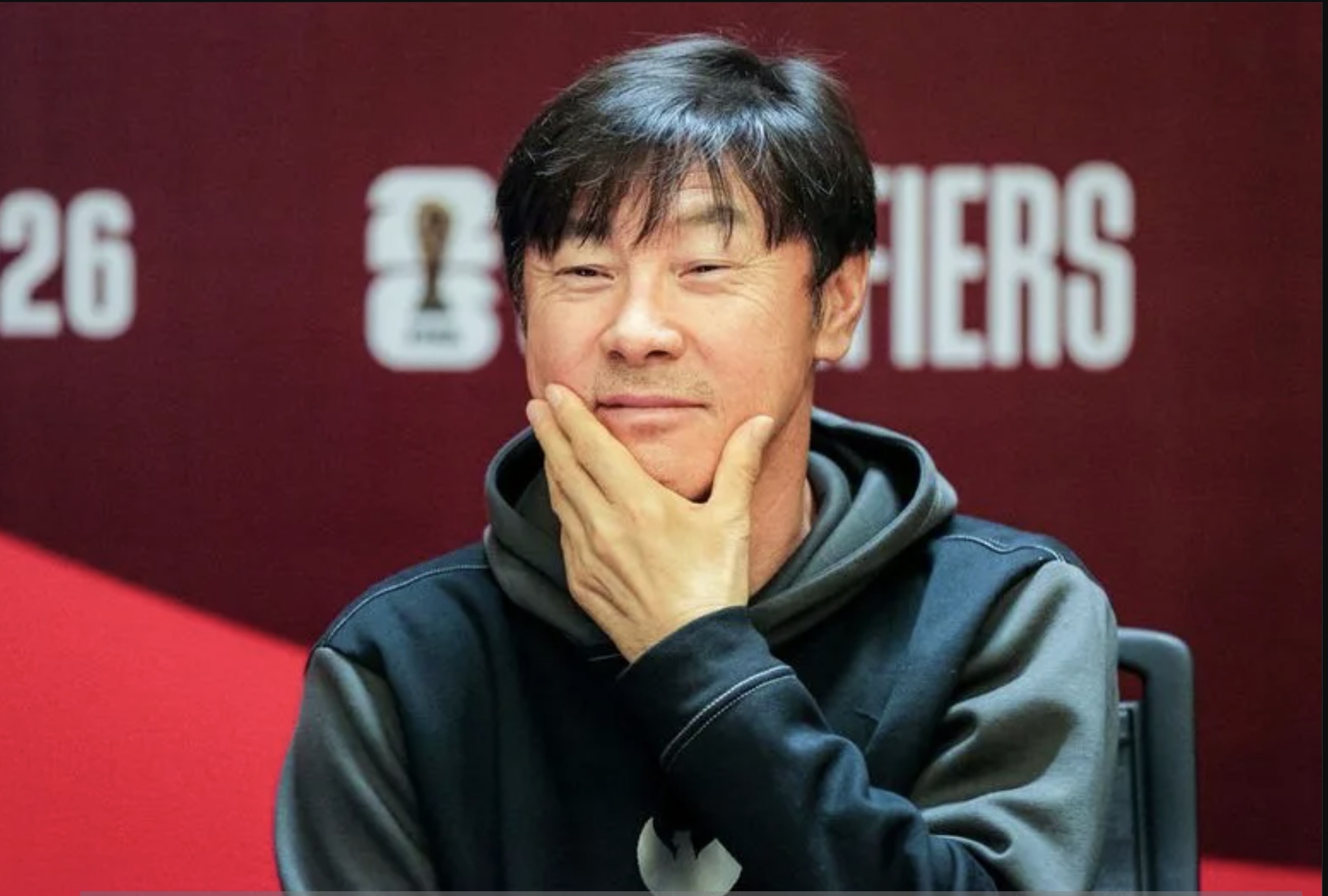 Shin Tae-yong membantah rumor bahwa dirinya akan kembali melatih Timnas Indonesia usai gagal lolos ke Piala Dunia 2026.