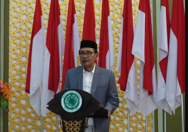 Ketua Majelis Ulama Indonesia (MUI) Jawa Timur KH Mutawakkil Alallah