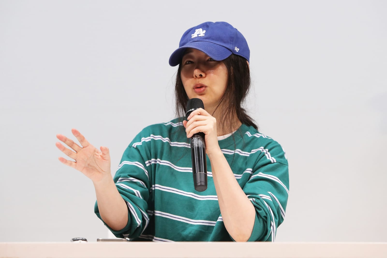 Min Hee Jin tiba di pengadilan Seoul untuk menghadiri sidang banding kasus dugaan bullying di tempat kerja.