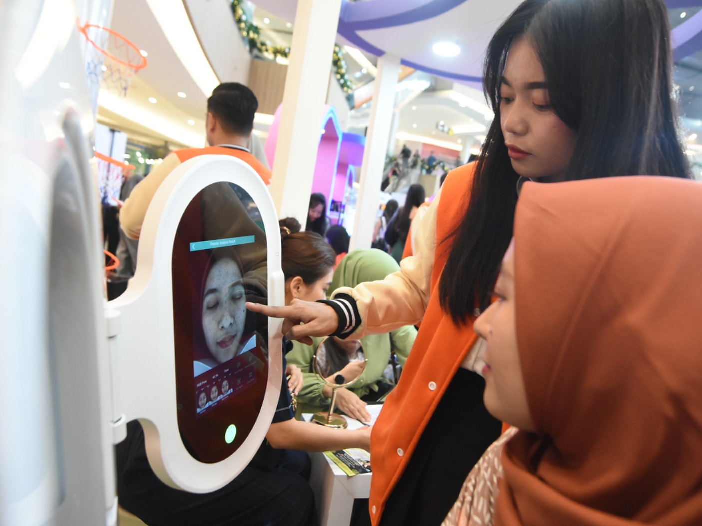 PERIKSA: Suhu ekstrem pengaruhi kesehatan kulit. Masyarakat bisa mengusap kulit seperti wajah dengan air serta perawatan ke dokter.