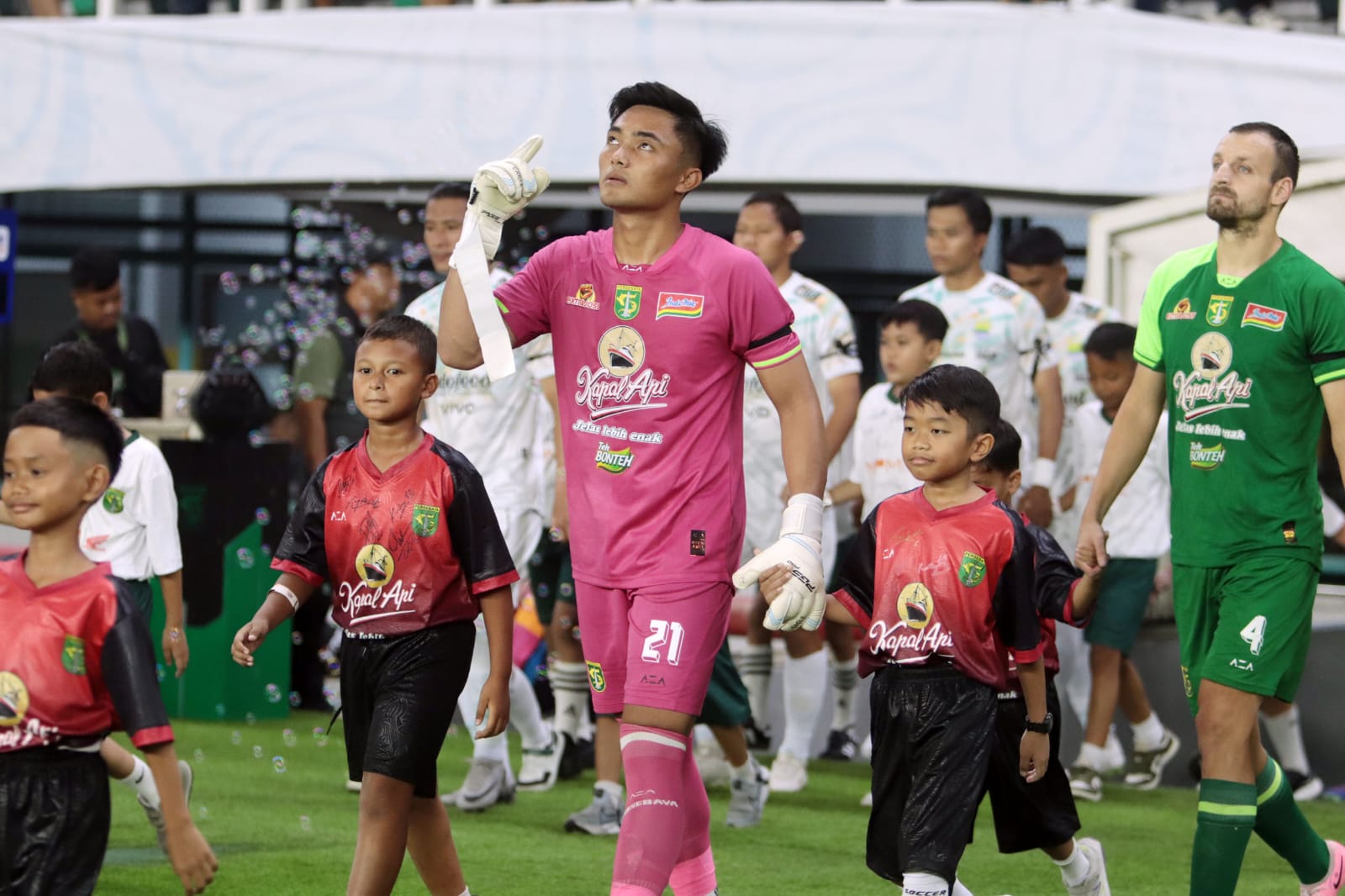 Persebaya kembali bermain di kandang dengan menjamu Persis Solo, pekan depan.