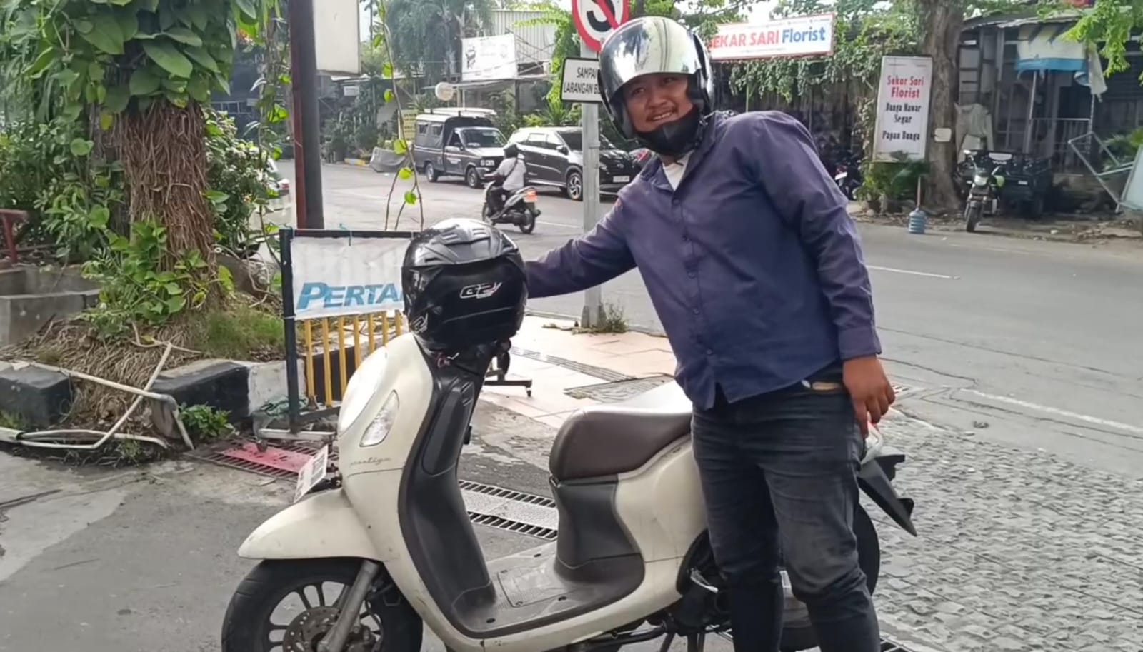 Kendaraan salah warga yang mengalami brebet setelah mengisi bahan bakar di Surabaya. (IST)