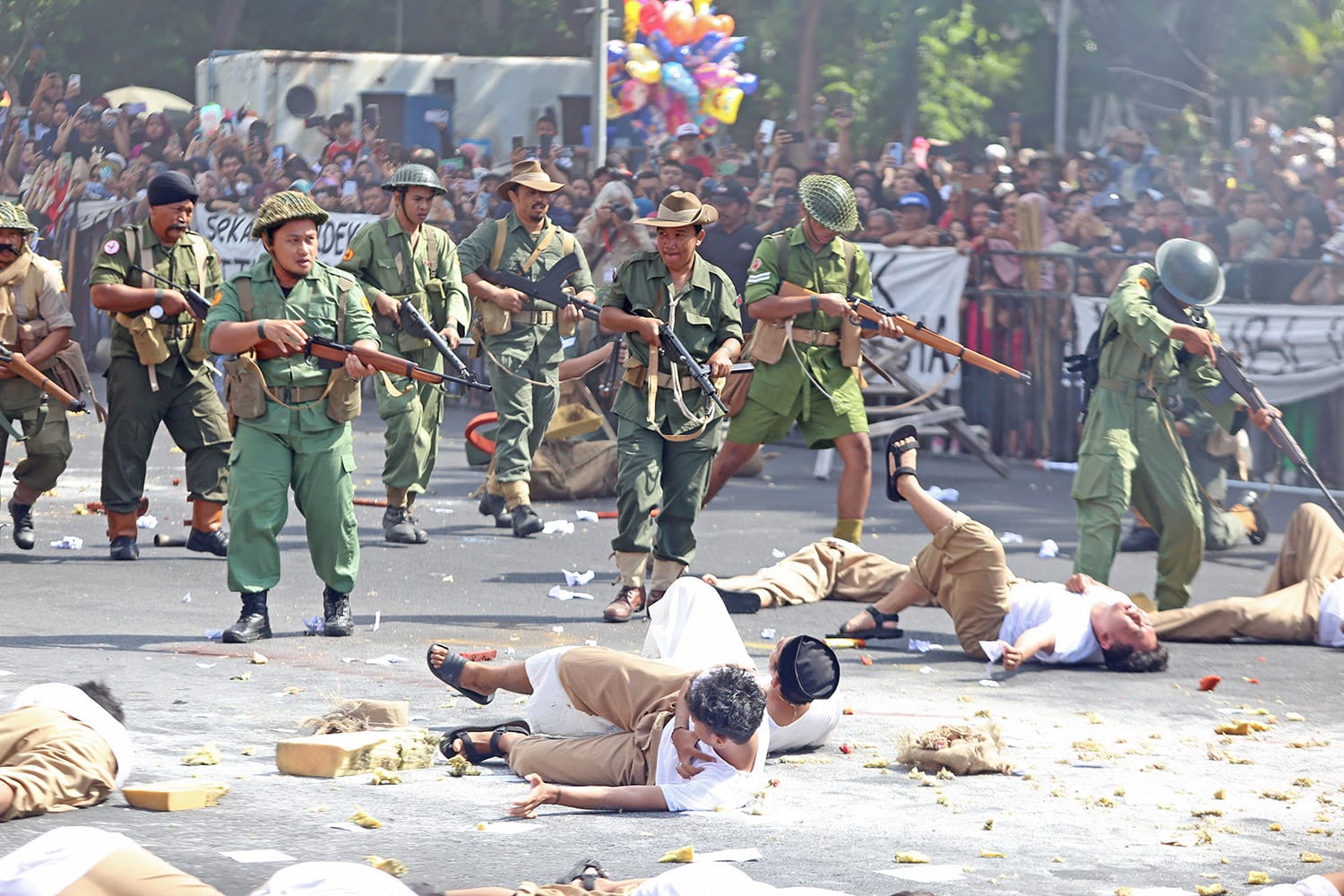 Atraksi Parade Surabaya Joeang tahun lalu.