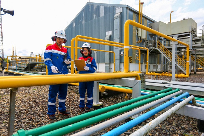 DISKUSI: Stasion kompresor gas Pagardewa PGN di Sumatera Selatan.
