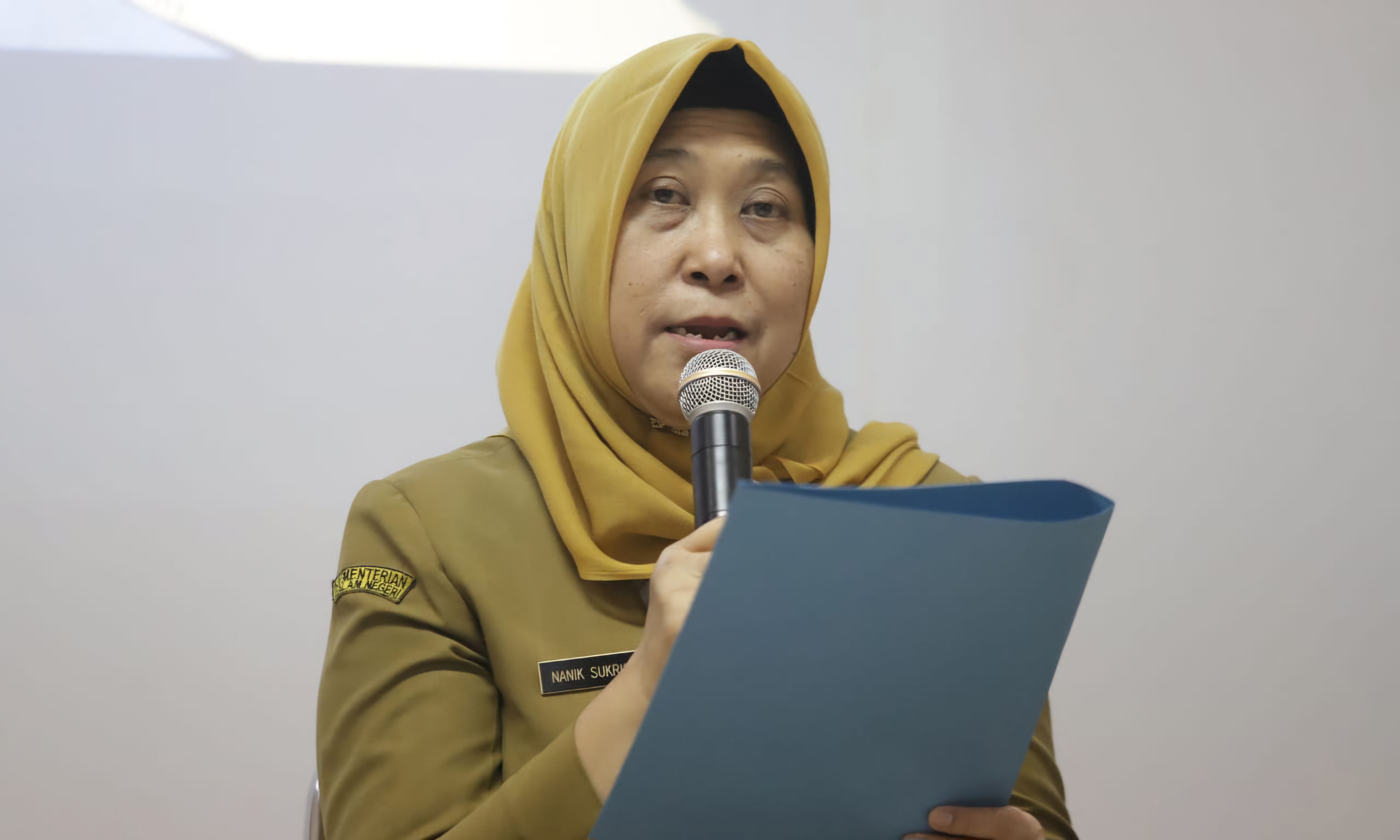 PENCEGAHAN: Kepala Dinkes Surabaya Nanik Sukristina mengungkapkan kasus HIV tinggi karena rujukan dari daerah lain. Pemkot Surabaya terus lakukan pencegahan kasus internal. (IST/RADAR SURABAYA)