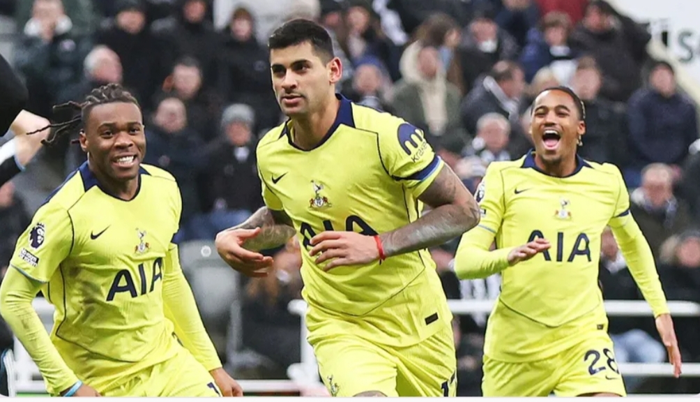 Cristian Romero jadi bintang Tottenham Hotspur saat dijamu Newcastle United.