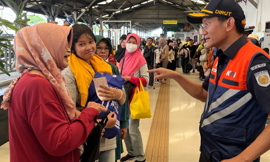 Direktur Utama KAI, Bobby Rasyidin, menyampaikan bahwa persiapan Nataru telah dirancang secara menyeluruh.