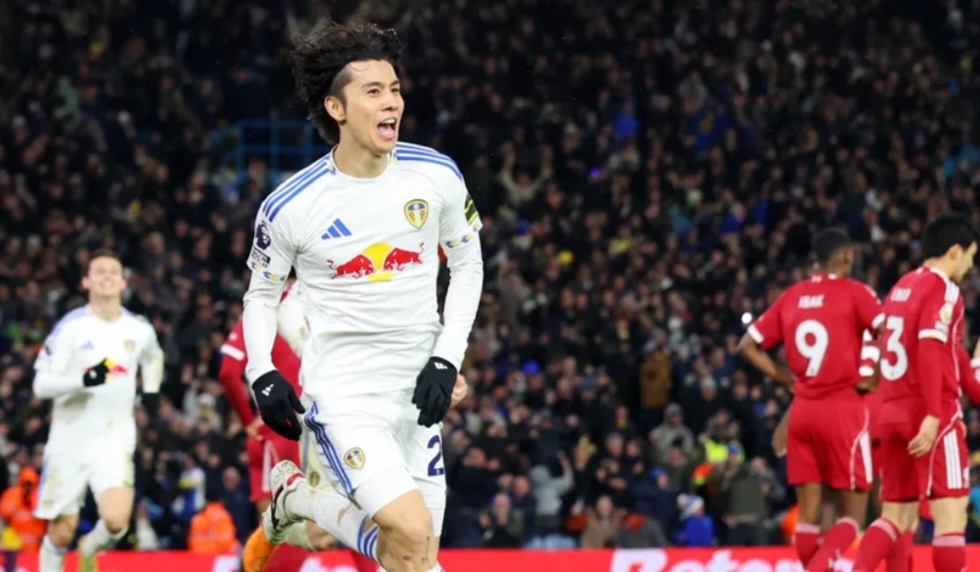 Ao Tanaka jadi pahlawan Leeds United saat menjamu Liverpool.