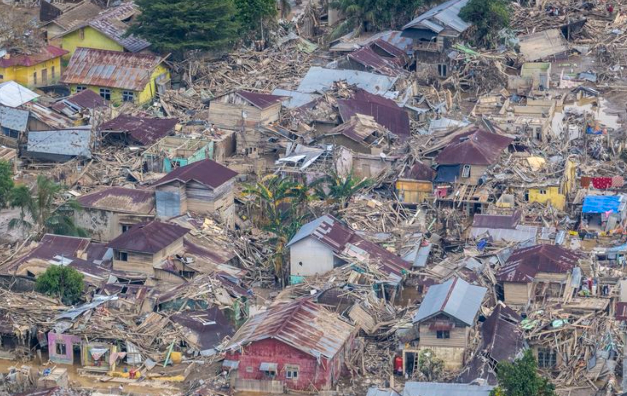 Pemrintah bakal membangun hunian tetap bagi korban bencana di Sumatera serta bantuan isi rumah senilai Rp 3 juta.