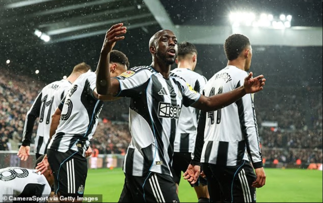 Yoane Wissa jadi bintang kemenangan Newcastle United.
