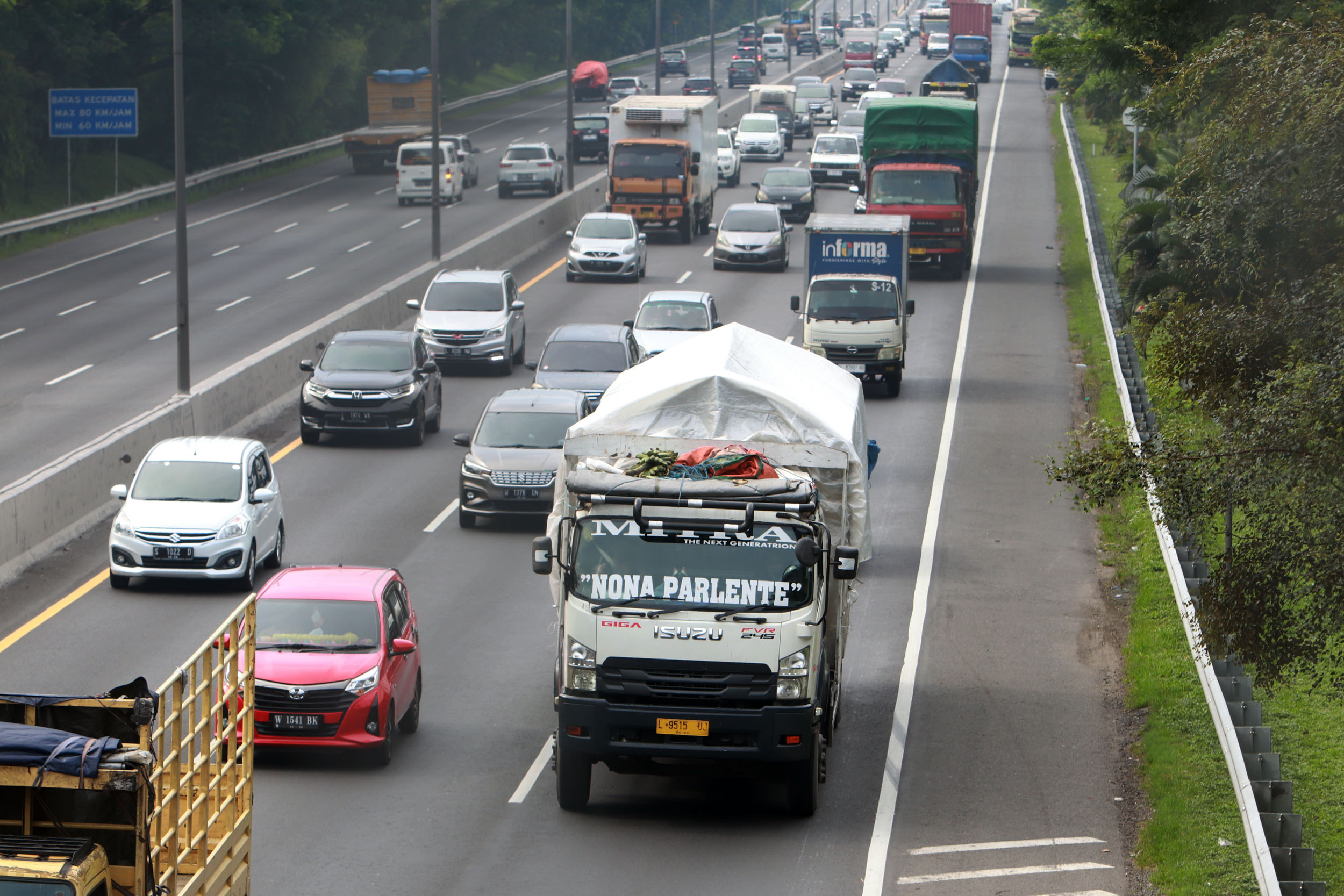 Kebijakan pembatasan angkutan barang selama Nataru bersifat fleksibel, menyesuaikan kondisi lalu lintas demi kelancaran arus dan keselamatan pengguna jalan.