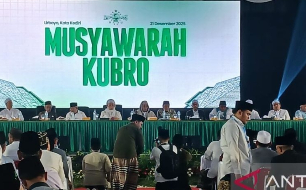 Kegiatan Forum Musyawarah Kubro di Pondok Pesantren Lirboyo Kediri, Jawa Timur, Minggu (21/12/2025). Forum mendesak kedua belah pihak di PBNU islah.