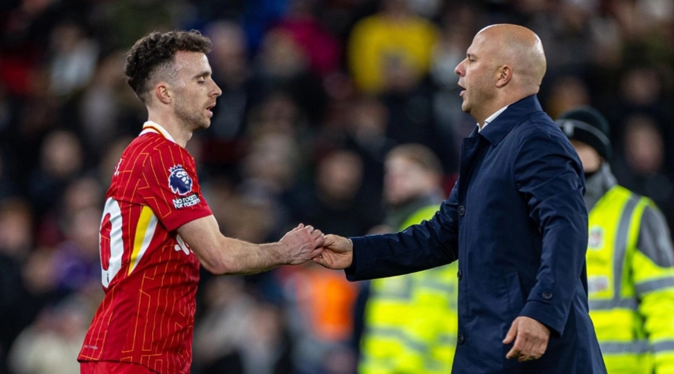 Diogo Jota dan Arne Slot