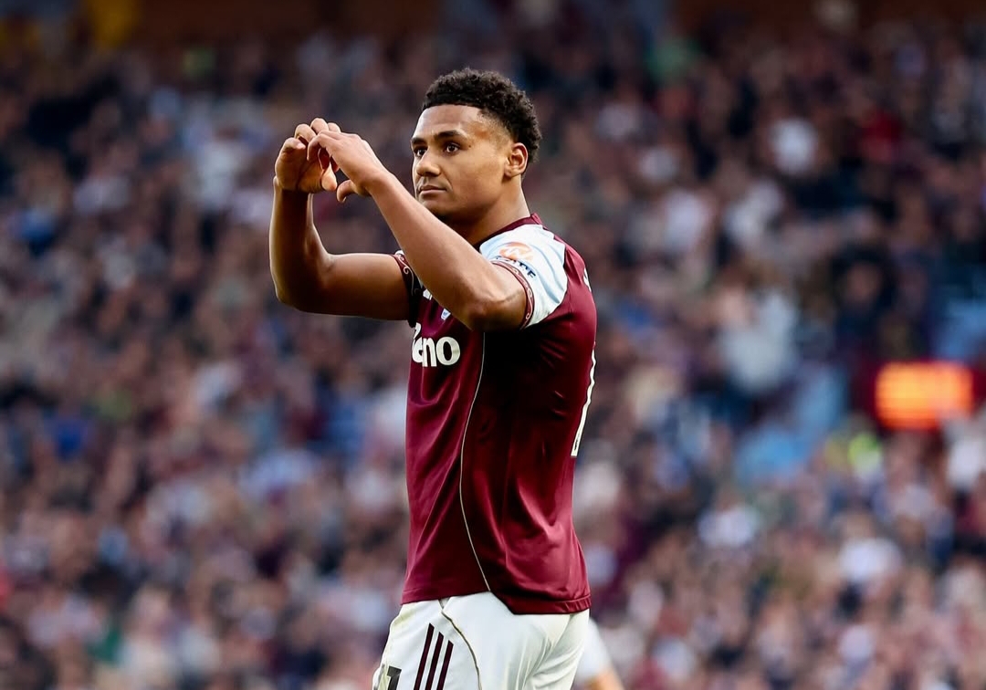 Ollie Watkins jadi bintang kemenangan Aston Villa.