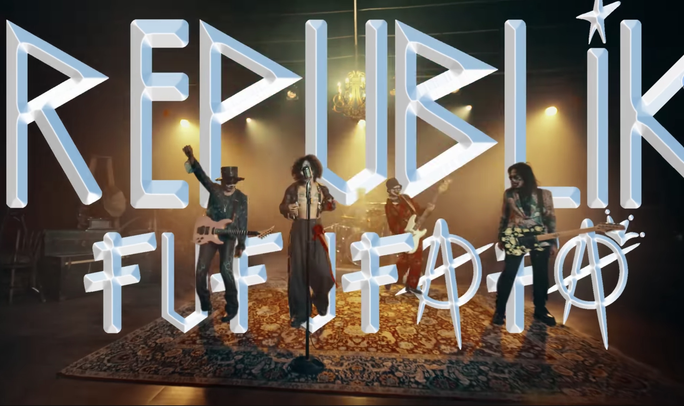 Lagu Republik Fufufafa yang baru dirilis Slank sarat akan sindiran terhadap kondisi negara, perilaku elite, dan masalah sosial.