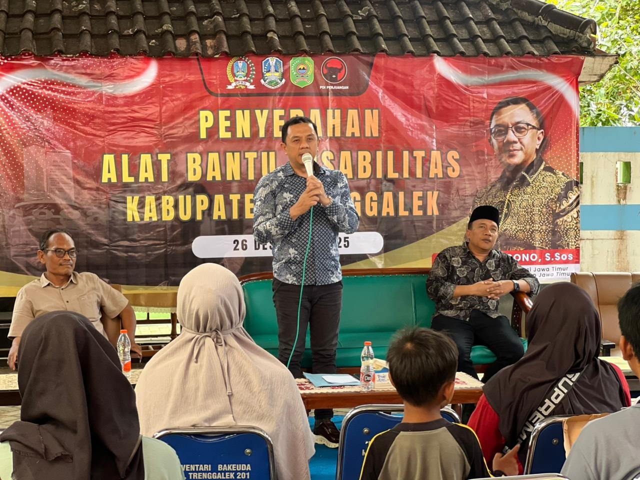 Wakil Ketua DPRD Jawa Timur Deni Wicaksono
