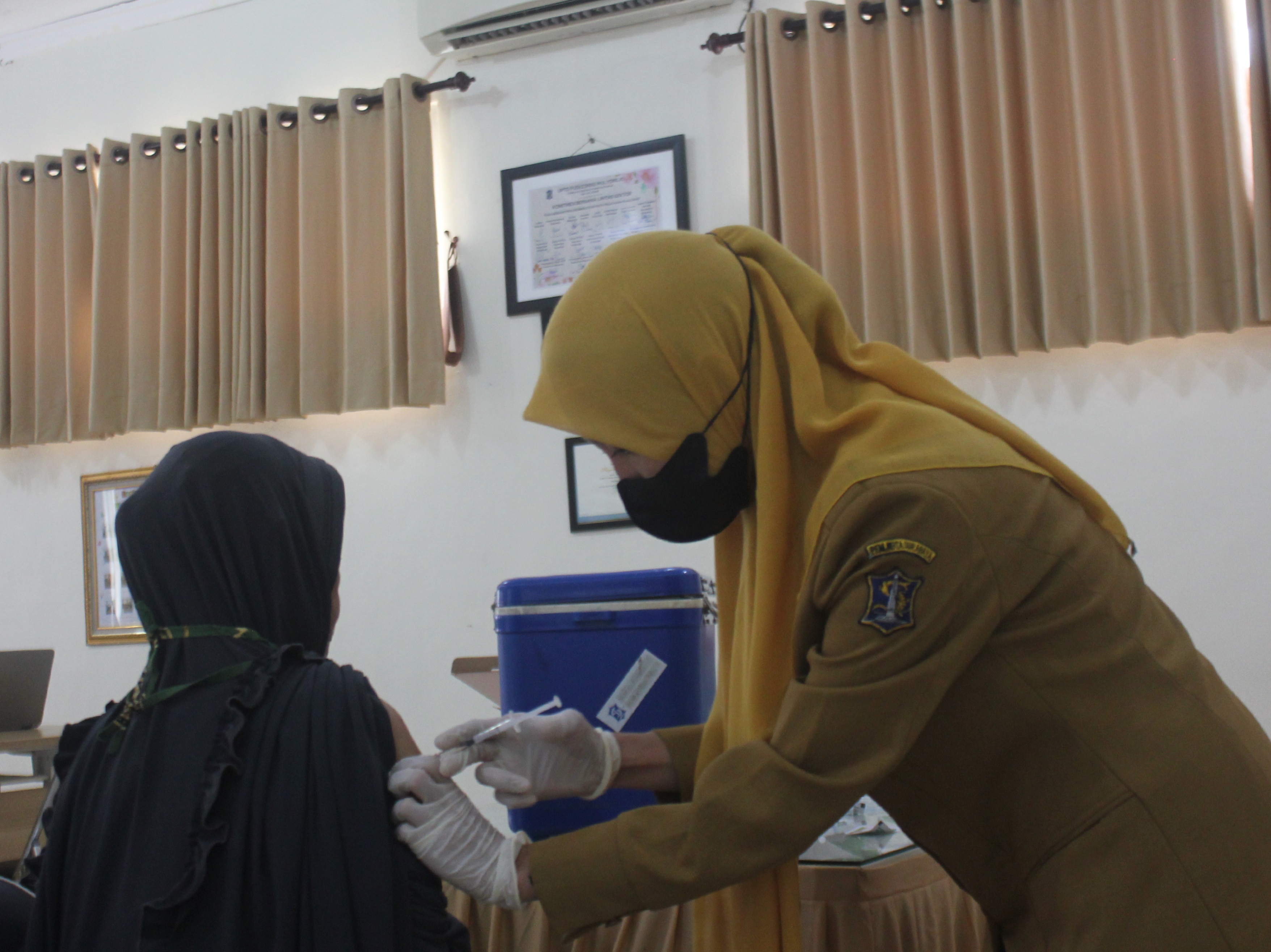 Vaksinasi dianggap efektif untuk mencegah penyakit super flu. (IST)