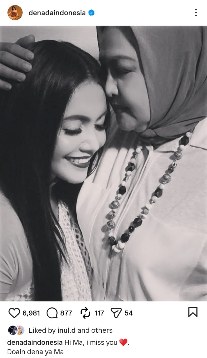 Denada Tambunan menuliskan kerinduan kepada mendiang ibunya, Emilia Contessa, lewat unggahan Instagram.
