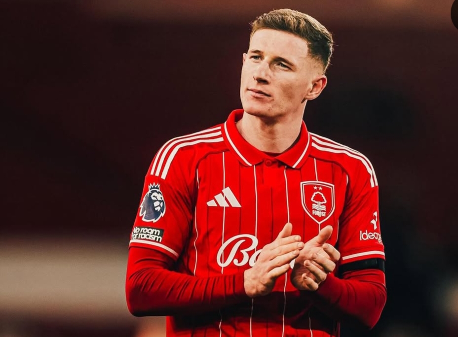 Gelandang Nottingham Forest, Elliott Anderson disiapkan untuk gantikan Bruno Fernandes.