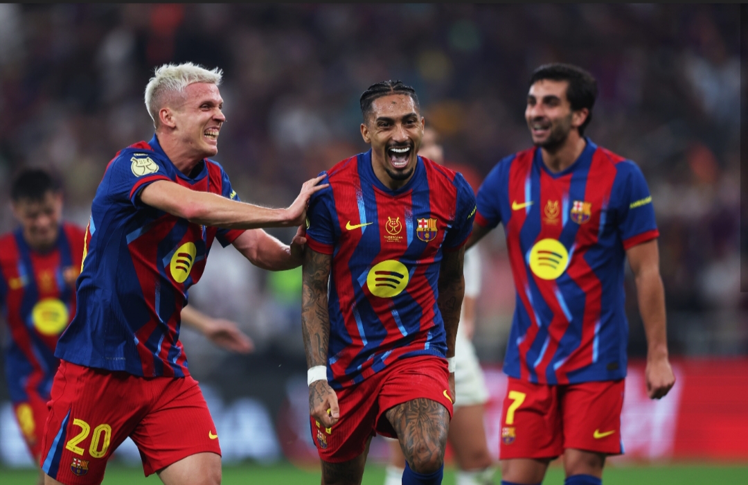 Raphinha jadi bintang kemenangan Barcelona di Piala Super Spanyol.