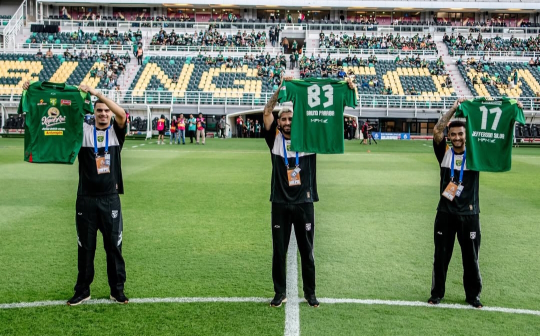 Pemain baru Persebaya asal Brasil siap memberi warna baru bagi Skuad Green Force di bawah Bernardo Tavares.