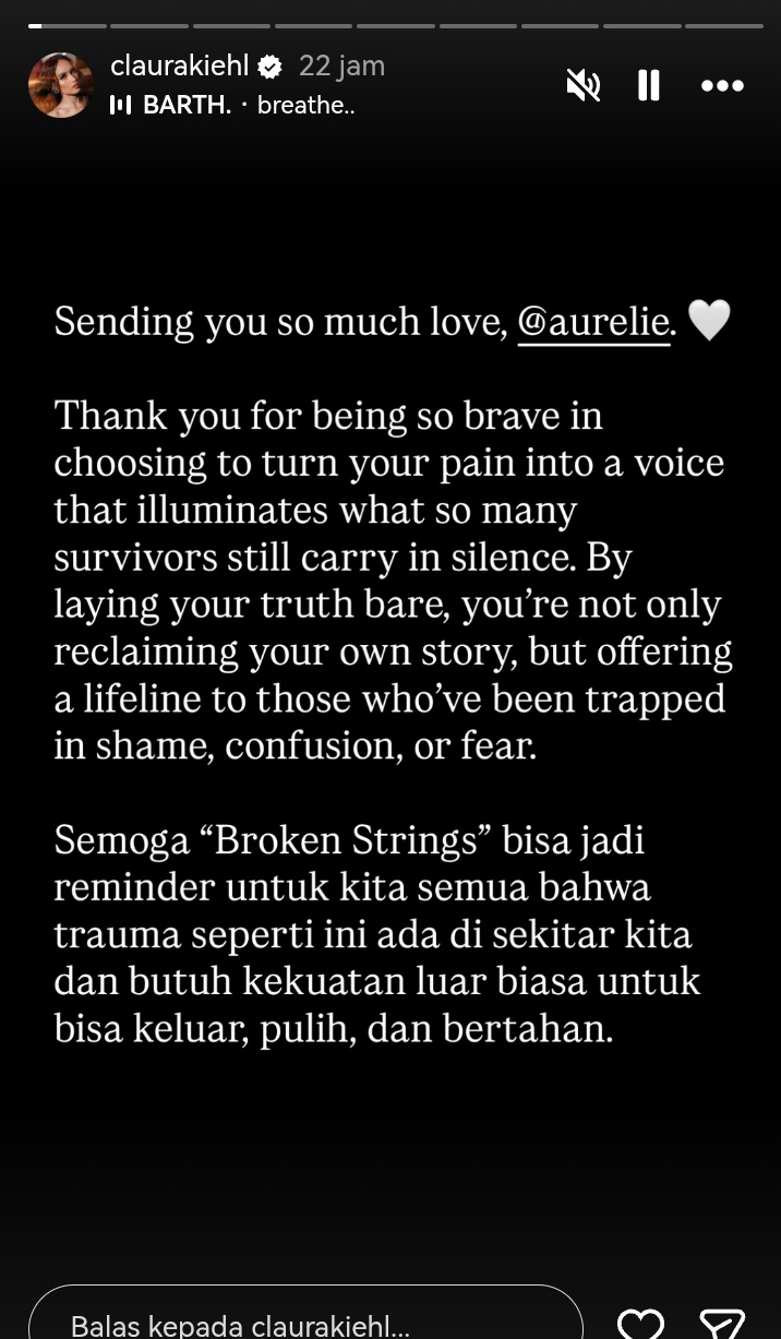 Unggahan dukungan Cinta Laura kepada Aurelie Moeremans.