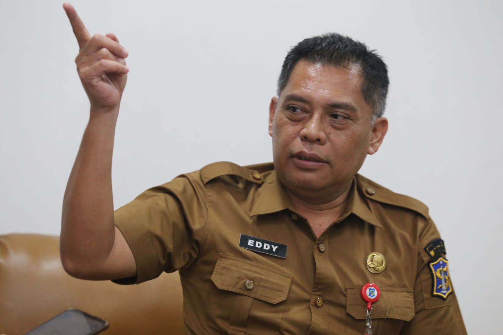 MASIH AMAN: Kepala Dispendukcapil Surabaya Eddy Christijanto memastikan tidak ada kebocoran data adminduk. Data warga Surabaya masih aman. (IST/RADAR SURABAYA)